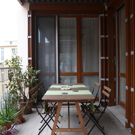Terrace Apartment Close To Metro Station Milan Exterior photo