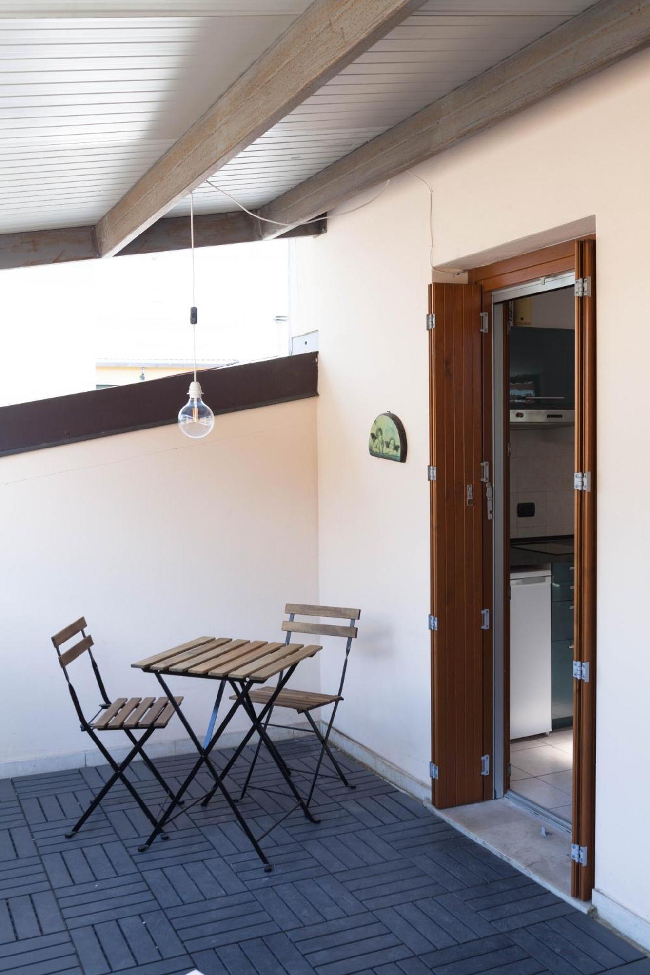 Terrace Apartment Close To Metro Station Milan Exterior photo